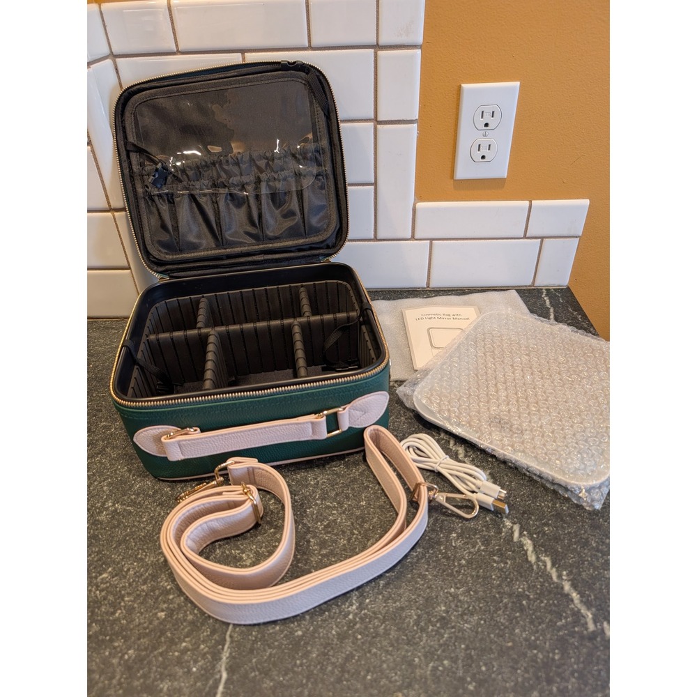 Green Bee LED Mirror Makeup Train Case Cosmetic Travel Bag Pink Strap NEW